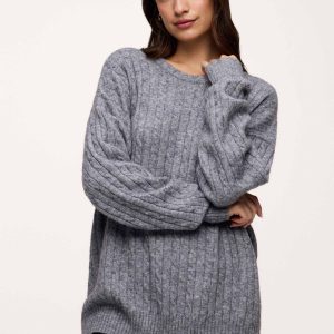 Cozy Knit Cable Crewneck Sweater | Charcoal